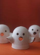 Load image into Gallery viewer, Ghostie Luminary Candleholders