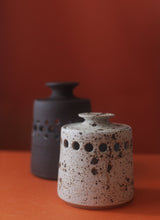 Load image into Gallery viewer, Garlic Keepers