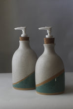 Load image into Gallery viewer, Speckled Colour Dip Soap Dispenser