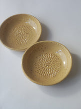 Load image into Gallery viewer, Garlic & Ginger Grater