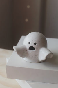 *PRE-ORDER* Ghostie Luminare Candle Cover