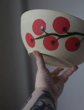 Load image into Gallery viewer, Tomato On The Vine Illustrated Large Serving Bowl
