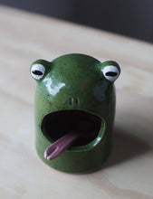 Load image into Gallery viewer, Frog Salt Cellar
