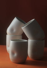 Load image into Gallery viewer, Matte White Pinch Tumbler
