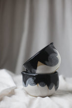 Load image into Gallery viewer, Black &amp; White Petal Matcha Chawan with Spout
